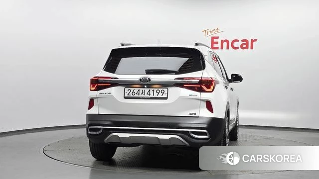 Kia Seltos id 4317477 из Кореи 24