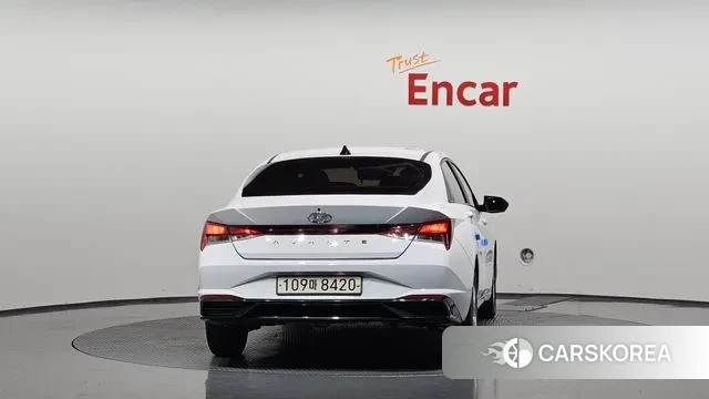 Hyundai Avante (CN7) id 3258003 из Кореи 14