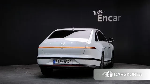 Hyundai Grandeur (GN7) id 3576615 из Кореи 14