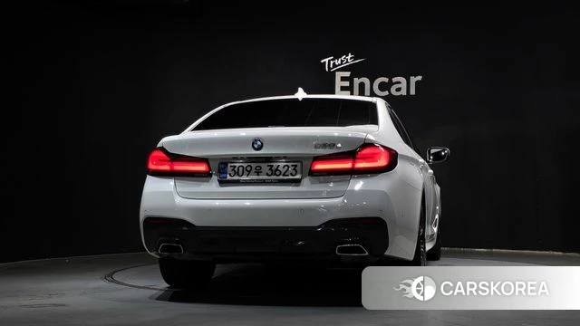 BMW 5 Series (G30) id 4470532 из Кореи 26