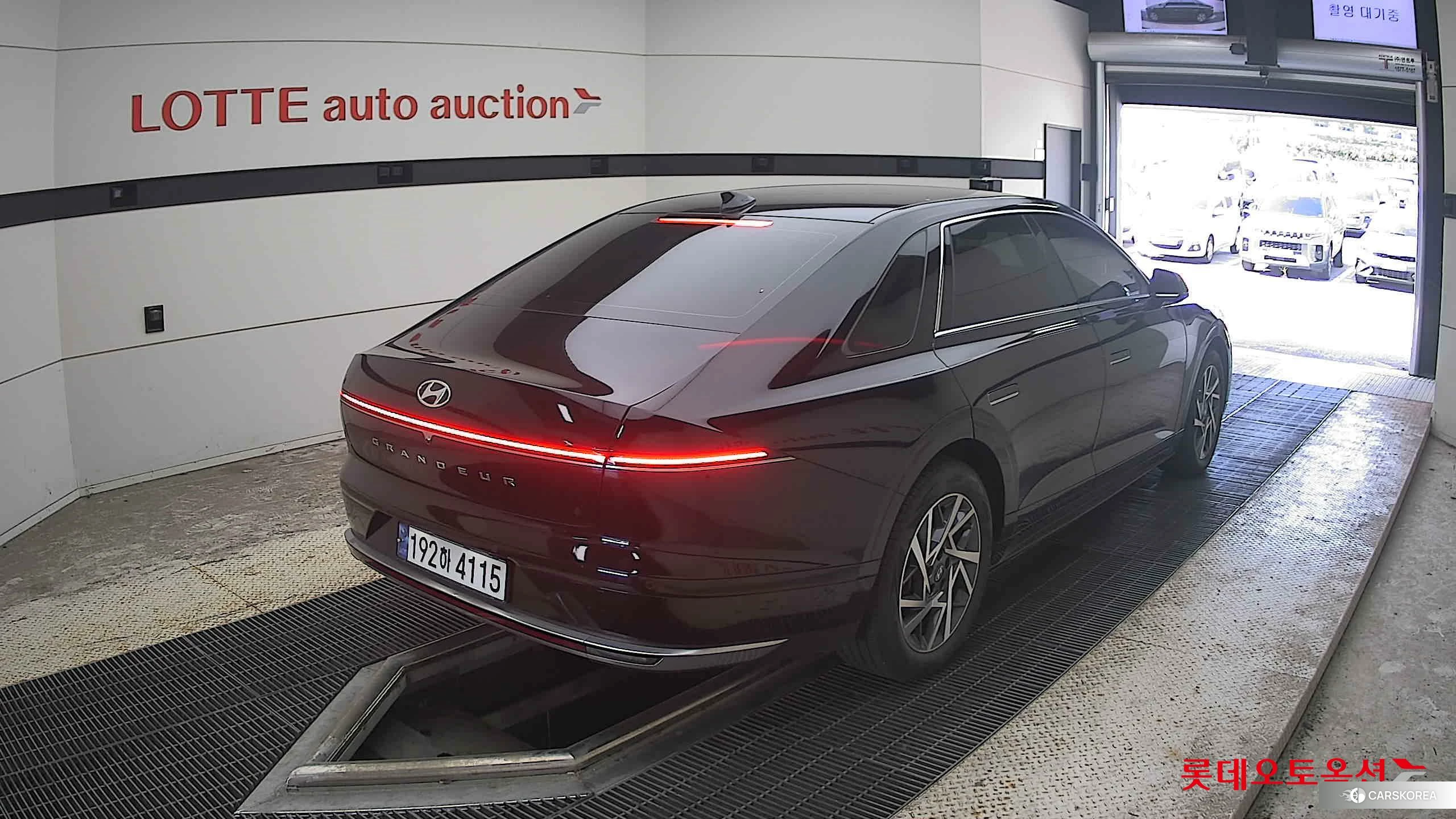 Hyundai Grandeur Hybrid id 4902530 из Кореи 32
