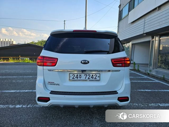 Kia The New Carnival id 4483334 из Кореи 14