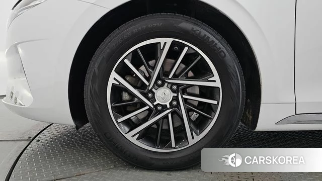 Hyundai The New Grandeur IG id 4410627 из Кореи 24