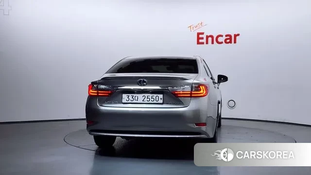 Lexus New ES300h id 3682709 из Кореи 14