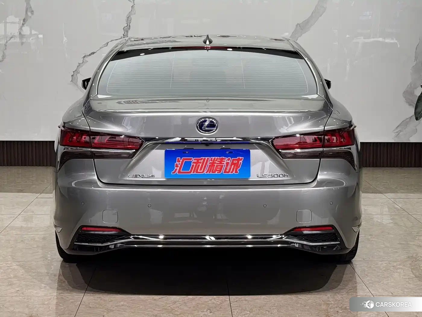Lexus LS id 4576804 из Китая 17