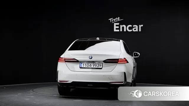 BMW 5 Series (G60) id 3400059 из Кореи 14