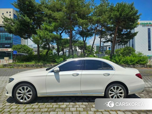 Mercedes-Benz E-Class W213 id 4595428 из Кореи 14