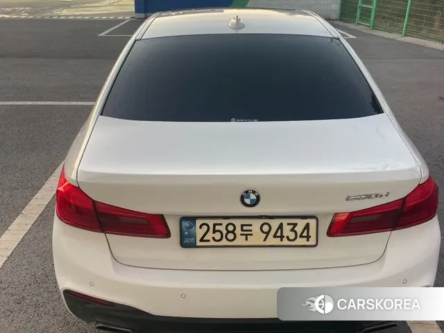 BMW 5 Series (G30) 2018 Белый из Кореи, фото 4
