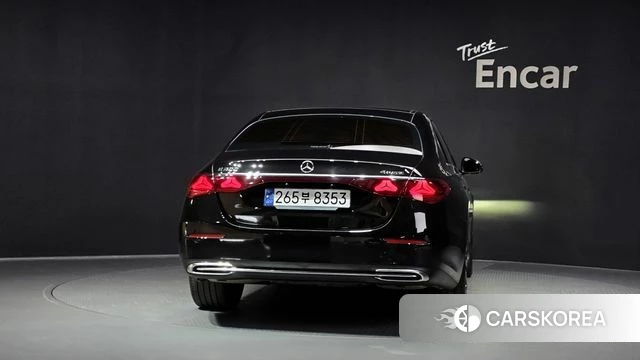 Mercedes-Benz E-Class W214 id 4493916 из Кореи 26