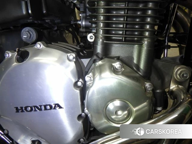 Engine photo