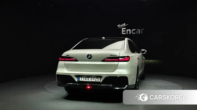 BMW 7 Series (G70) id 2993086 из Кореи 14