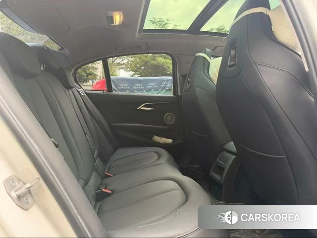 BMW 1 series 2021 Белый из Китая, фото 4