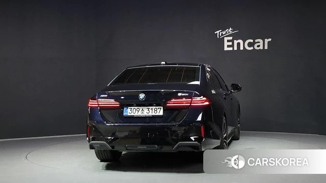 BMW 5 Series (G60) id 4649500 из Кореи 26