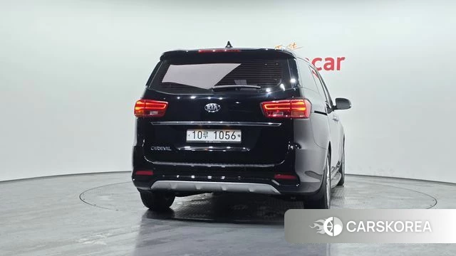 Kia The New Carnival id 3808352 из Кореи 14