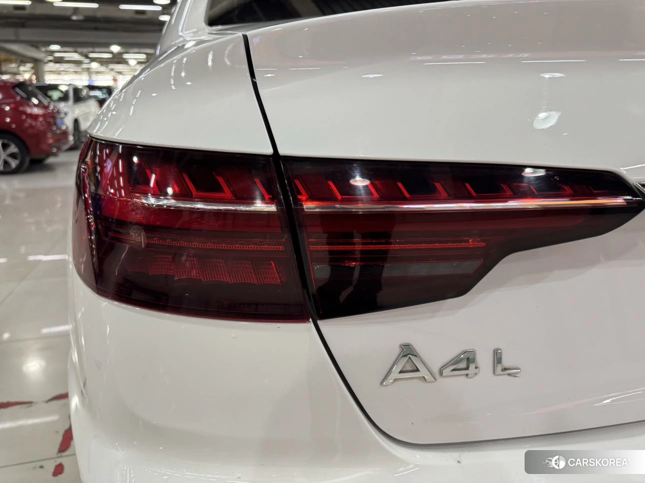 Audi A4L id 4405844 из Китая 19