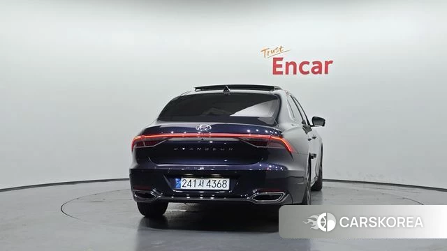 Hyundai The New Grandeur IG Hybrid id 4396962 из Кореи 25