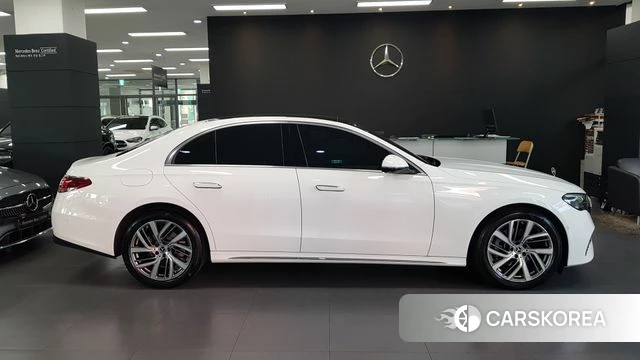 Mercedes-Benz E-Class W214 id 4778277 из Кореи 14