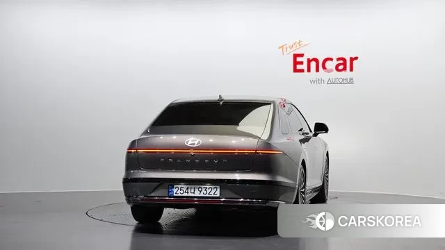 Hyundai Grandeur (GN7) id 2905410 из Кореи 14