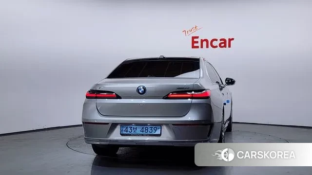 BMW i7 (G70) id 3649517 из Кореи 14