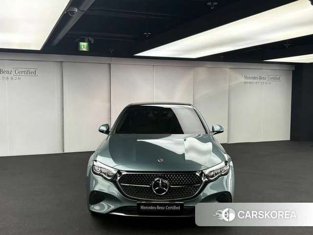 Mercedes-Benz E-Class W214 2025 Синий нефрит из Кореи, фото 6