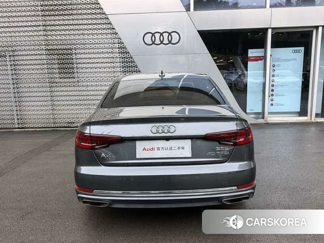 Audi A4L 2020 Темно-серый из Китая, фото 6