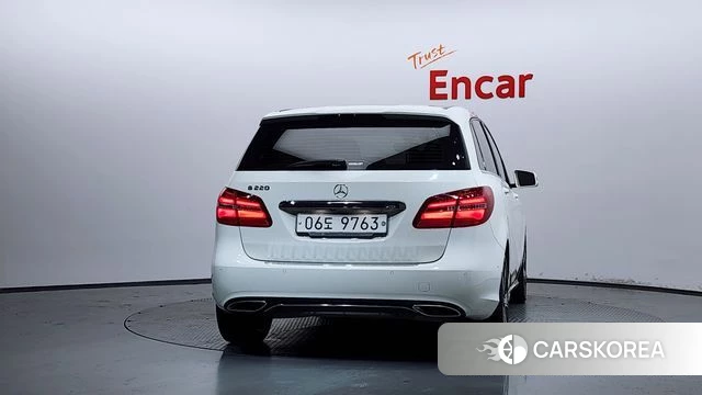 Mercedes-Benz B-Class W246 id 4596229 из Кореи 24