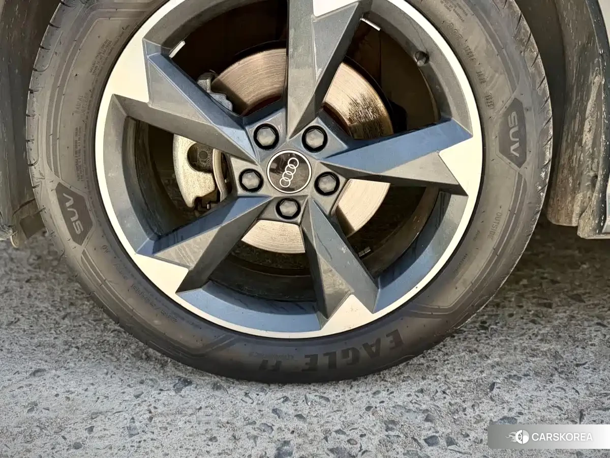 Audi Q3 id 4546419 из Китая 18