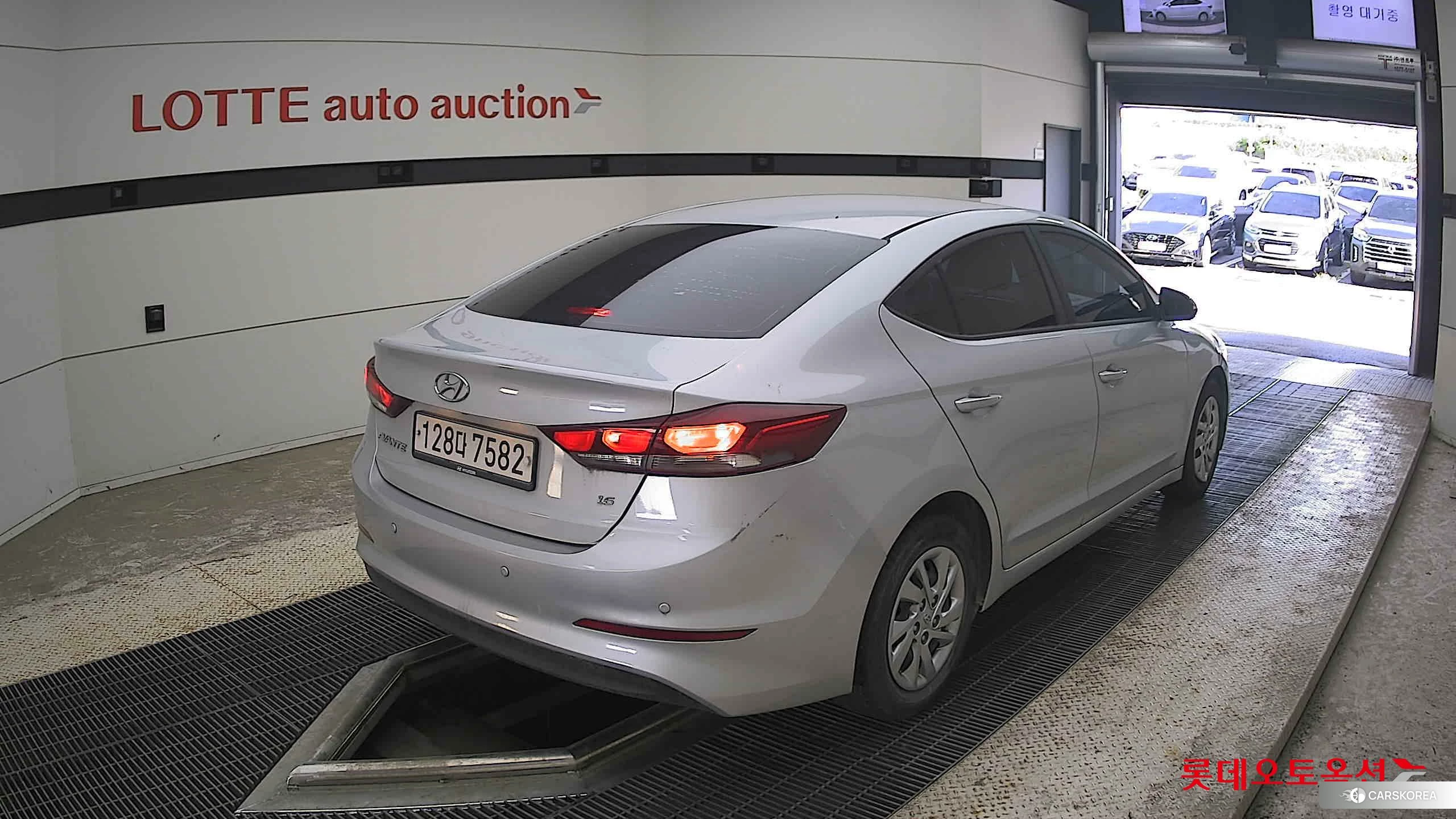 Hyundai Avante id 4504398 из Кореи 31