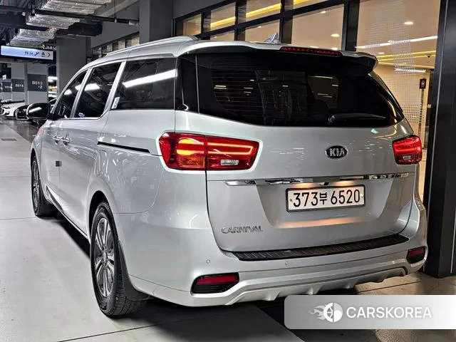 Kia The New Carnival id 3641222 из Кореи 14