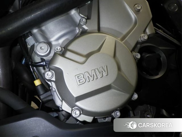 Engine photo