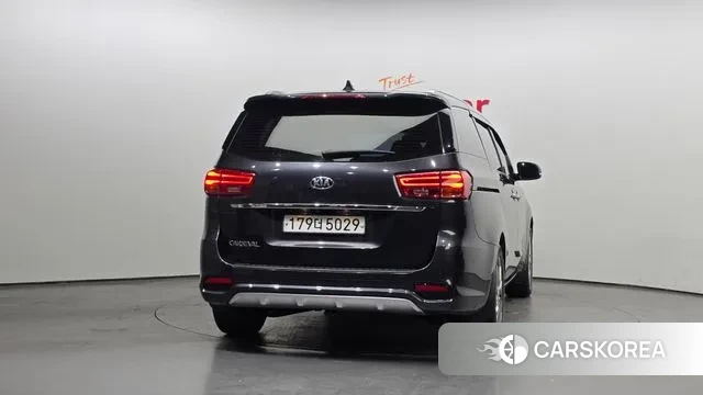 Kia The New Carnival id 3582825 из Кореи 14