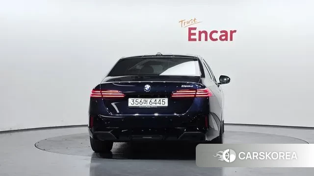 BMW 5 Series (G60) id 3634089 из Кореи 14