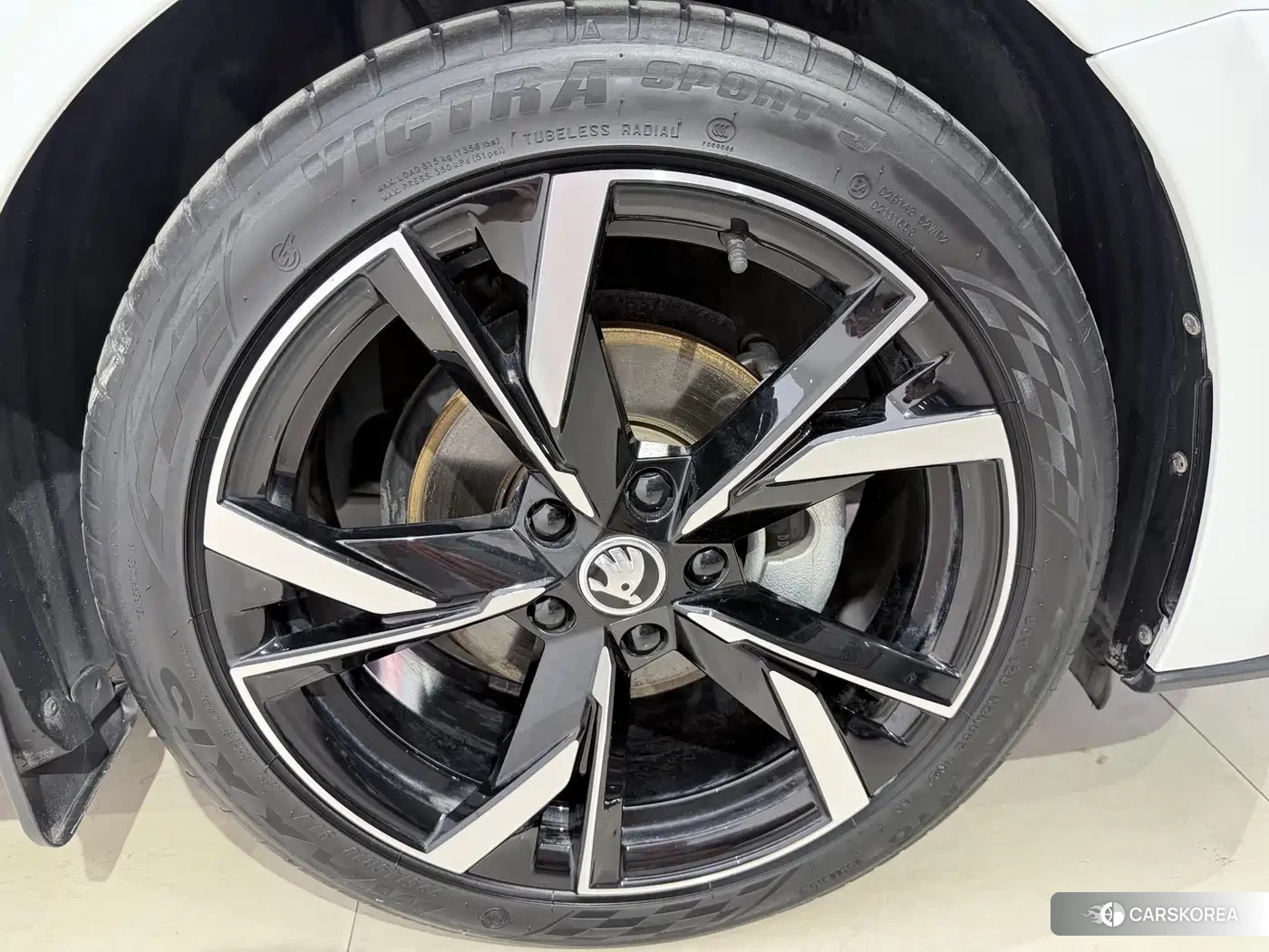 Skoda Octavia id 4578179 из Китая 10