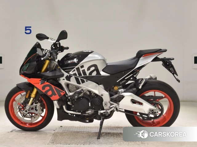 Aprilia TUONO V4 1100 FACTORY 2019 из Японии