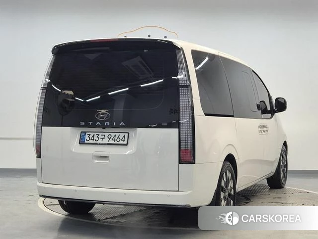 Hyundai Staria id 4392502 из Кореи 14