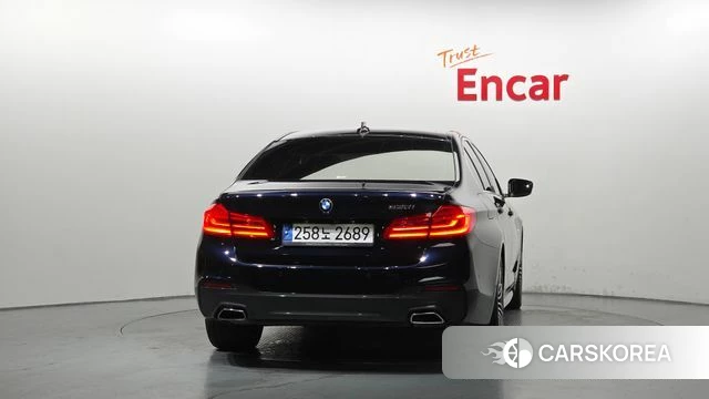 BMW 5 Series (G30) id 4568155 из Кореи 14