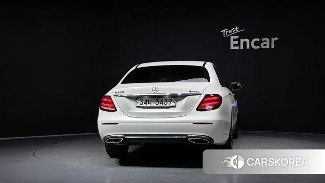 Mercedes-Benz E-Class W213 id 4795104 из Кореи 14
