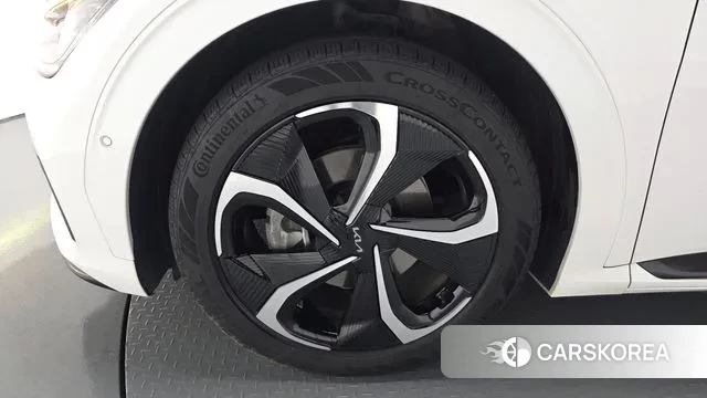 Kia EV6 id 3354183 из Кореи 14