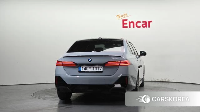 BMW 5 Series (G60) id 4612391 из Кореи 14