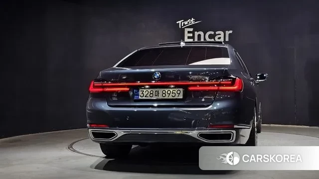 BMW 7 Series (G11) id 3686799 из Кореи 14