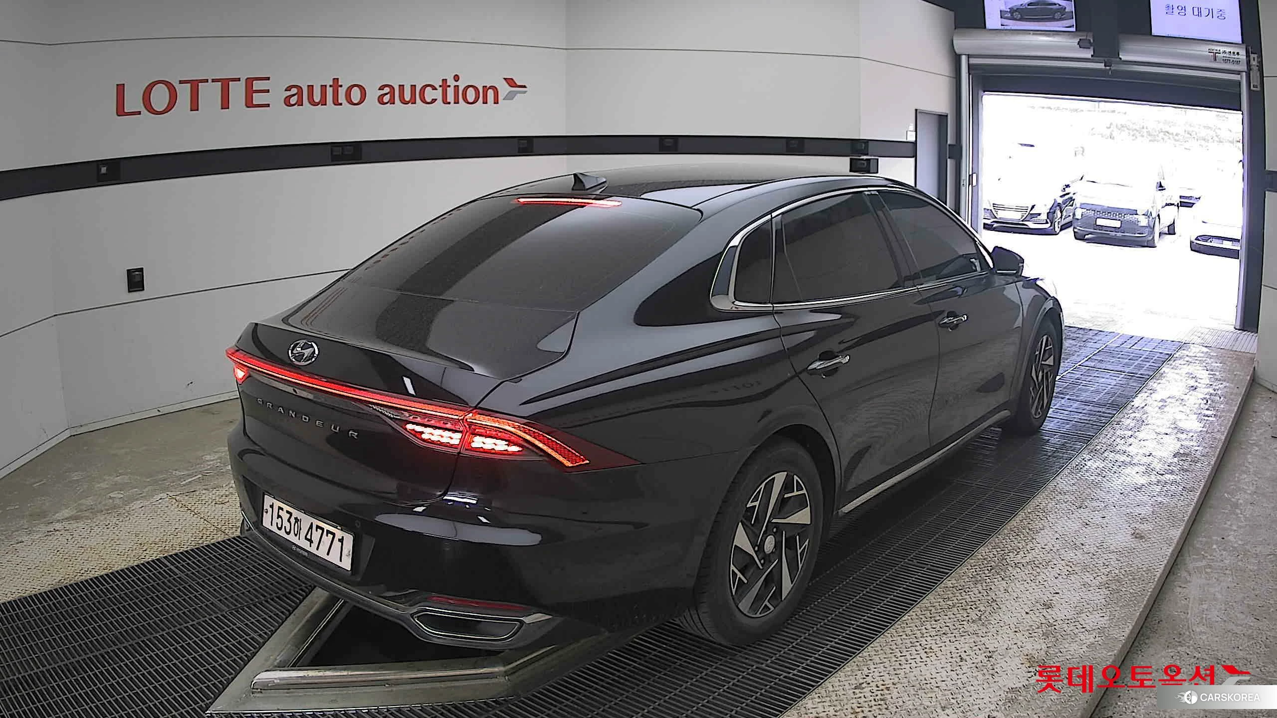 Hyundai Grandeur Hybrid id 4289482 из Кореи 32