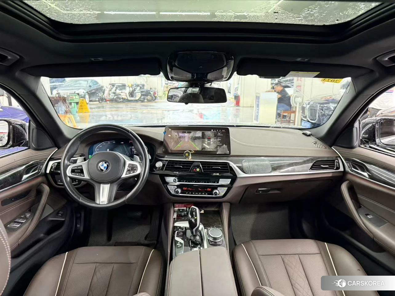 BMW 5 series 2020 Черный из Китая, фото 4