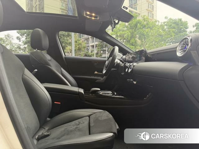 Mercedes-Benz Class A id 4297571 из Китая 7