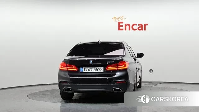 BMW 5 Series (G30) id 3703041 из Кореи 14