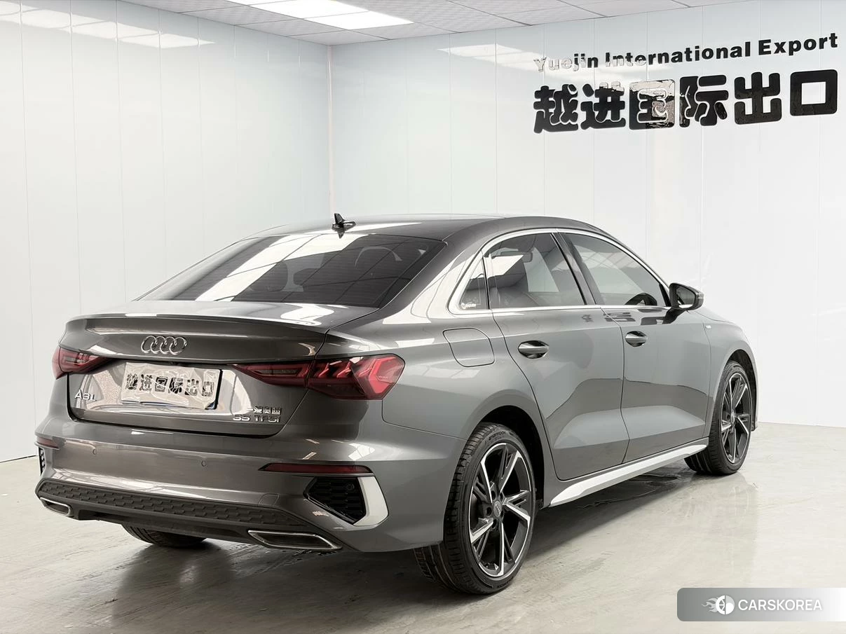 Audi A3 2022 Серебристо-серый из Китая, фото 5