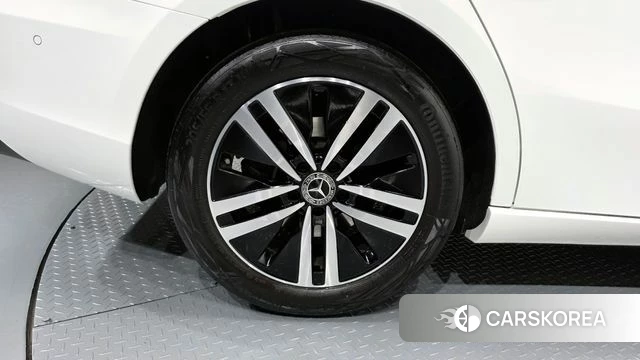 Mercedes-Benz A-Class W177 id 3934969 из Кореи 14