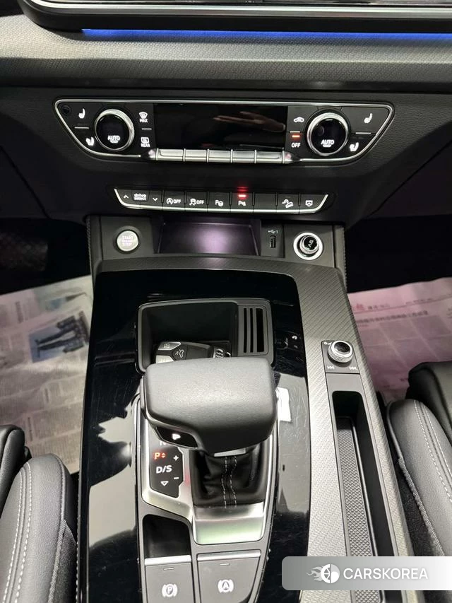 Audi Q5L id 4258799 из Китая 15