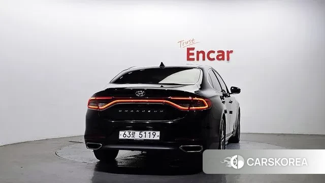 Hyundai Grandeur IG id 3254481 из Кореи 14