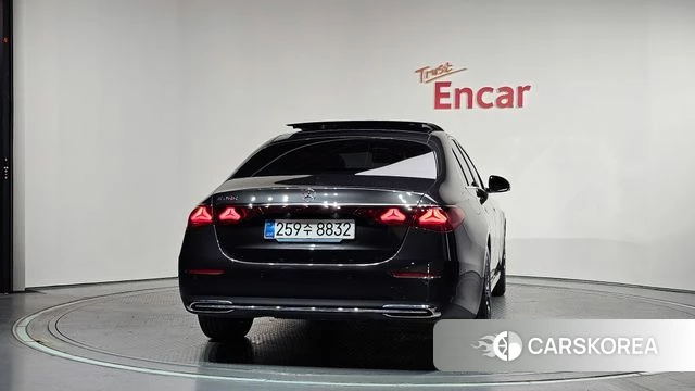 Mercedes-Benz E-Class W214 id 4578679 из Кореи 26