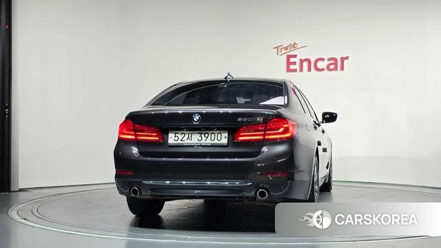 BMW 5 Series (G30) id 4536490 из Кореи 29